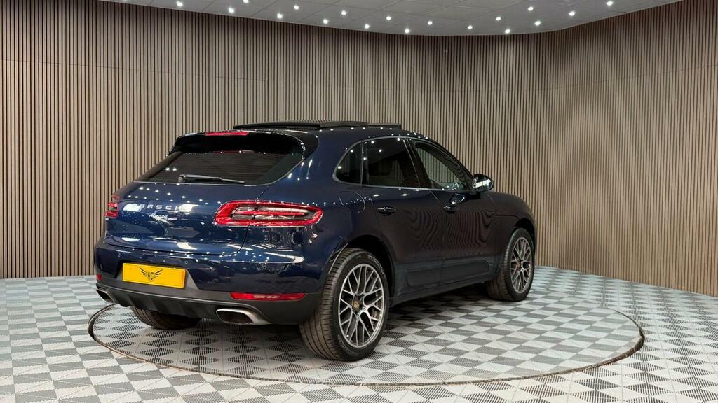 Porsche Macan Suv 2.0T Pdk 4Wd Euro 6 Ss 201666 BA66ZBR Blue #5