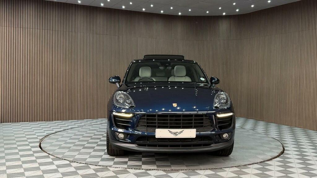Porsche Macan Suv 2.0T Pdk 4Wd Euro 6 Ss 201666 BA66ZBR Blue #4