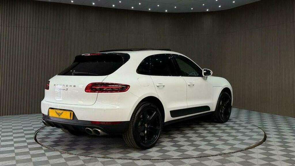 Porsche Macan S Pdk Silver #44