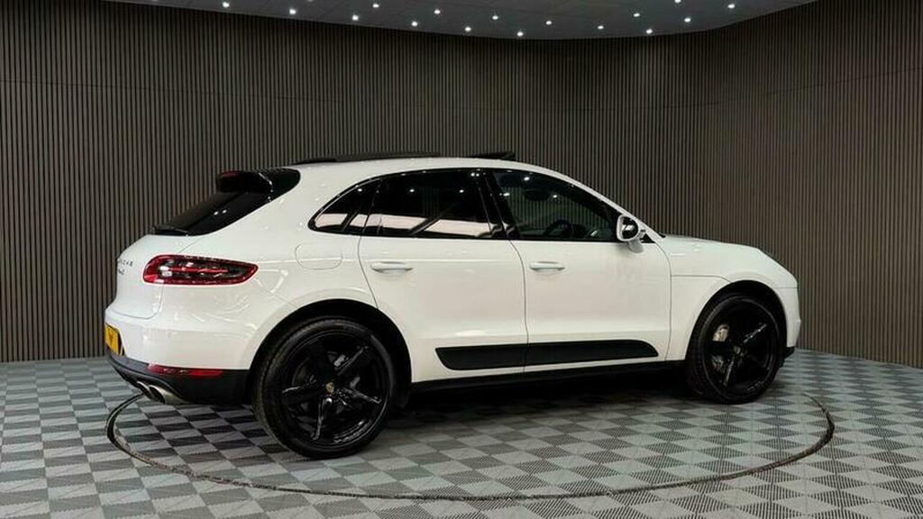 Porsche Macan S Pdk Silver #42