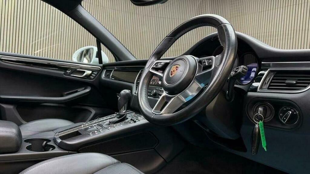 Porsche Macan S Pdk Silver #19
