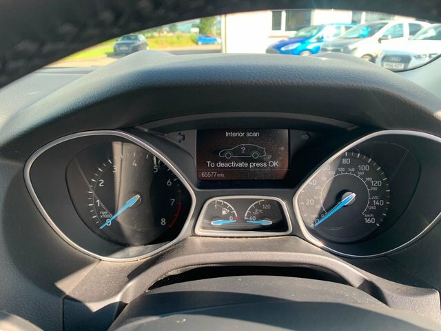 Ford Focus 1.0T Ecoboost Titanium Hatchback SP65UTH Red #6
