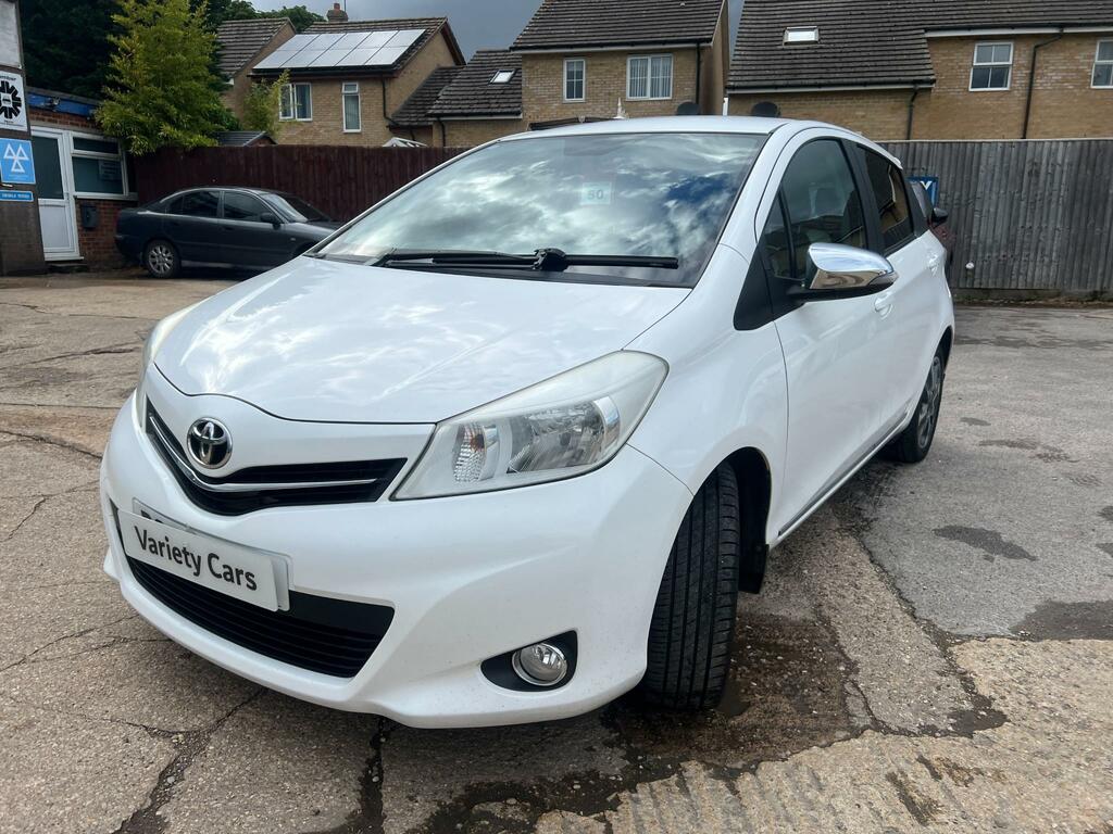 Toyota Yaris Trend Vvt-i DS09JUL White #3