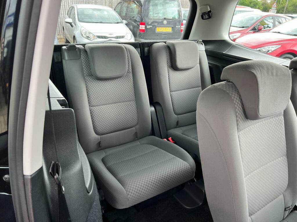 Seat Alhambra Mpv White #39