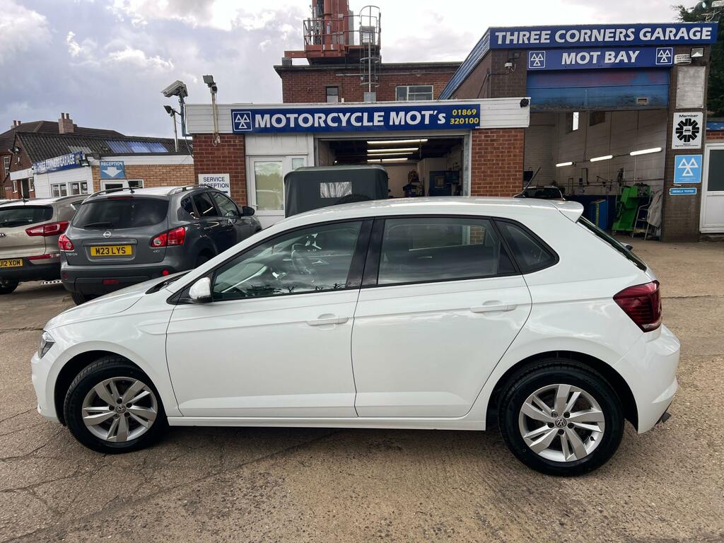 Volkswagen Polo Se Evo FG19AHV White #4