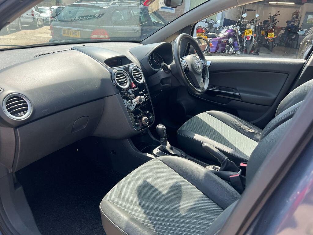 Vauxhall Corsa 1.4I 16V Club Silver #11