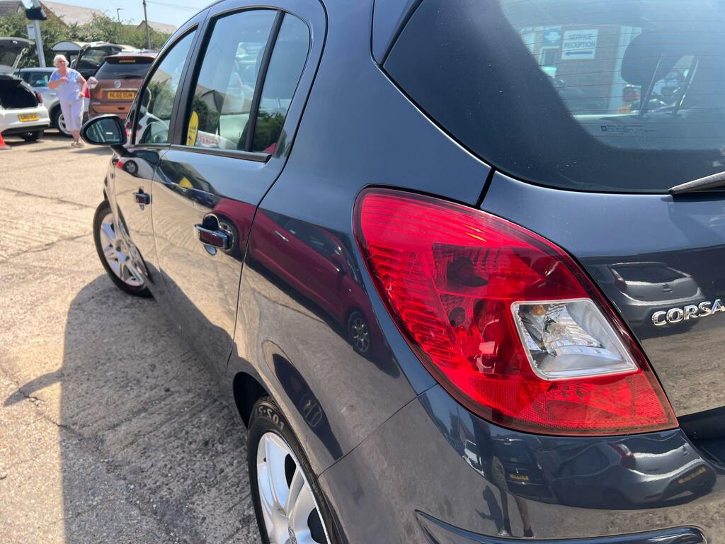 Vauxhall Corsa 1.4I 16V Club Silver #10