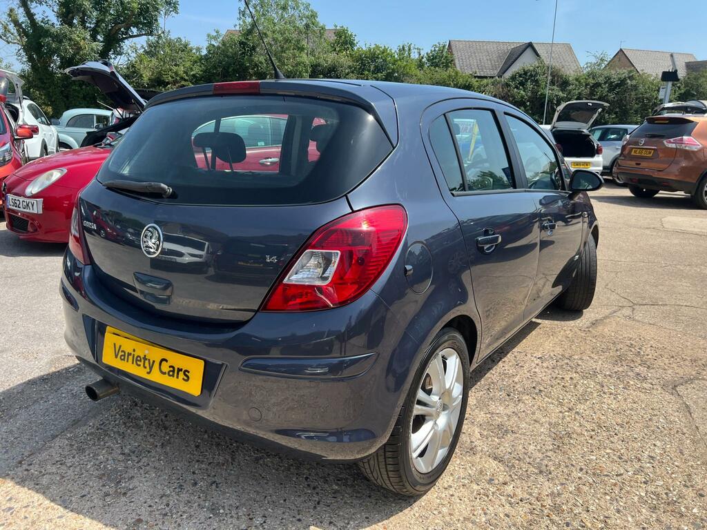 Vauxhall Corsa 1.4I 16V Club Silver #7