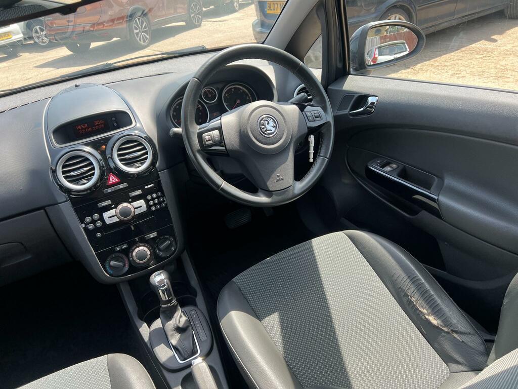 Vauxhall Corsa 1.4I 16V Club Silver #16