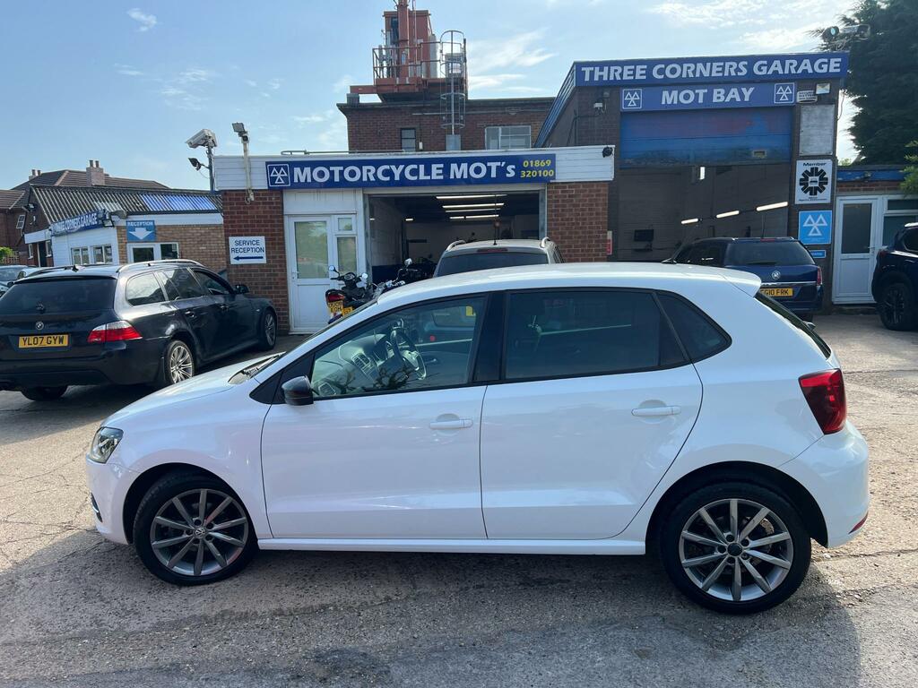 Volkswagen Polo Se Design Tsi BF15WBW White #4