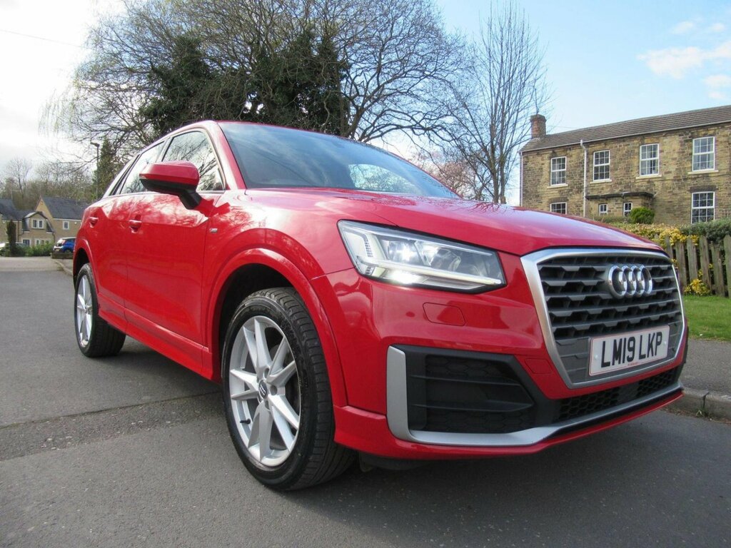 Audi Q2 Suv 1.6 Tdi 30 S Line S Tronic Euro 6 Ss 2 LM19LKP Red #2