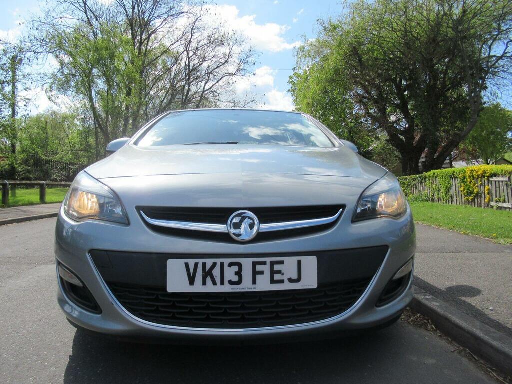 Vauxhall Astra Hatchback 1.4 16V Exclusiv Euro 5 201313 VK13FEJ Silver #6
