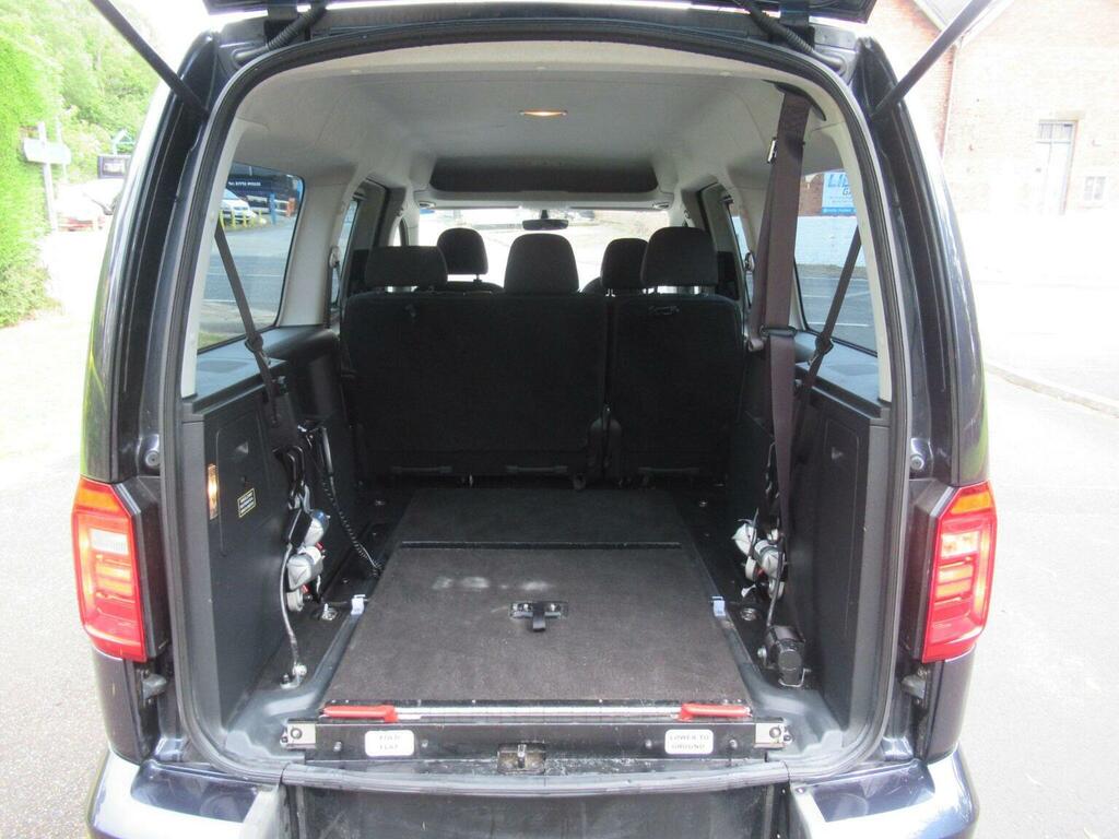 Volkswagen Caddy Maxi Maxi 2.0 7 Purple #17