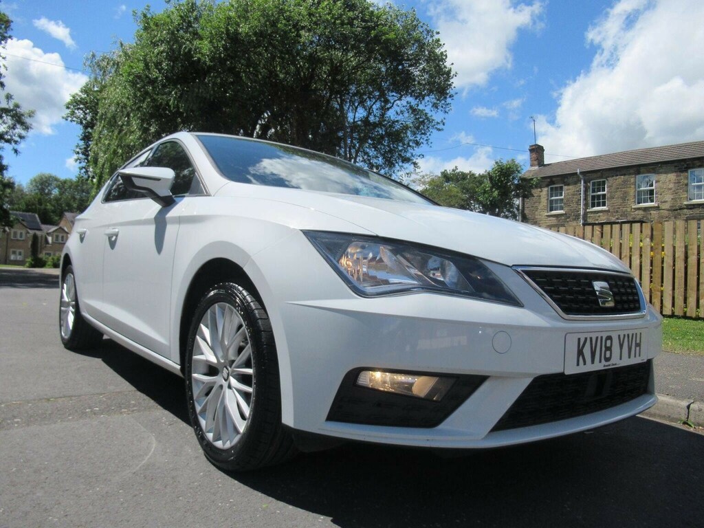 Seat Leon Hatchback 1.2 Tsi Se Dynamic Technology Euro 6 S KV18YVH White
