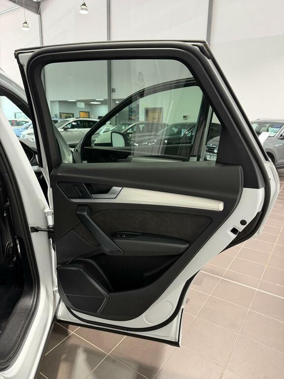 Audi Q5  Grey #56
