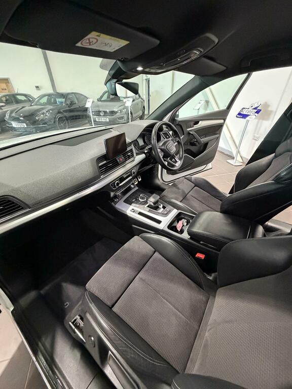 Audi Q5  Grey #70