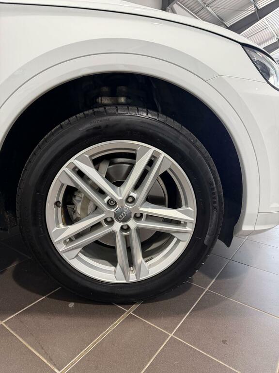 Audi Q5  Grey #24