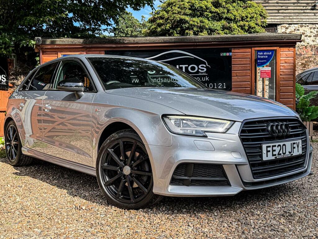 Audi A3 Hatchback 1.5 Tfsi Cod 35 Black Edition Sportback FE20JFY Silver #3