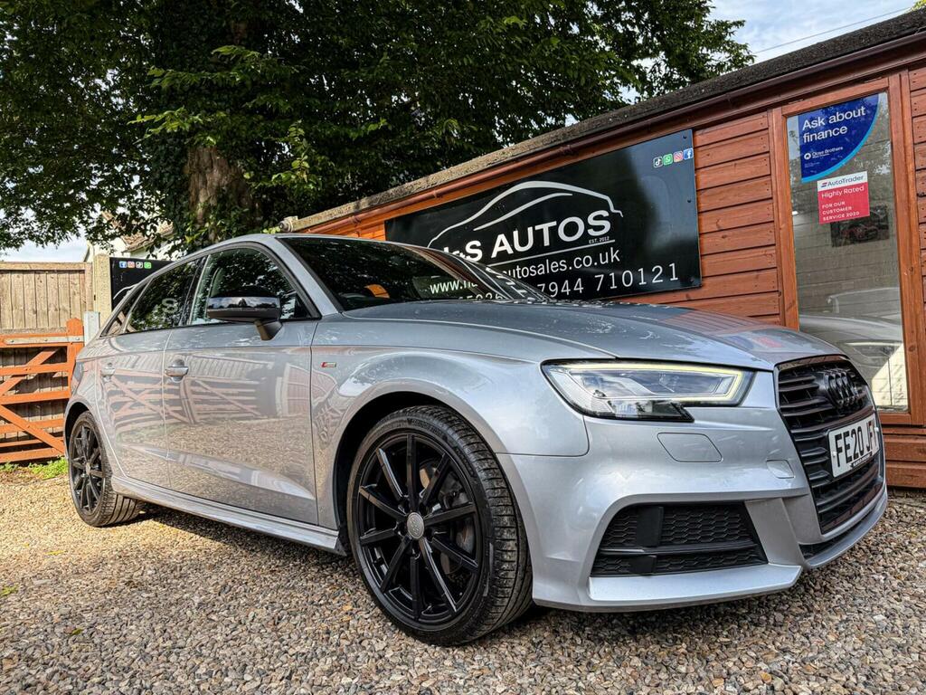 Audi A3 Hatchback 1.5 Tfsi Cod 35 Black Edition Sportback FE20JFY Silver #4