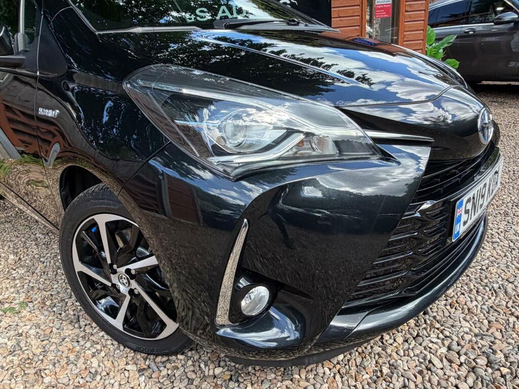Toyota Yaris 1.5 Vvt-h Excel E-cvt Euro 6 Ss Black #4
