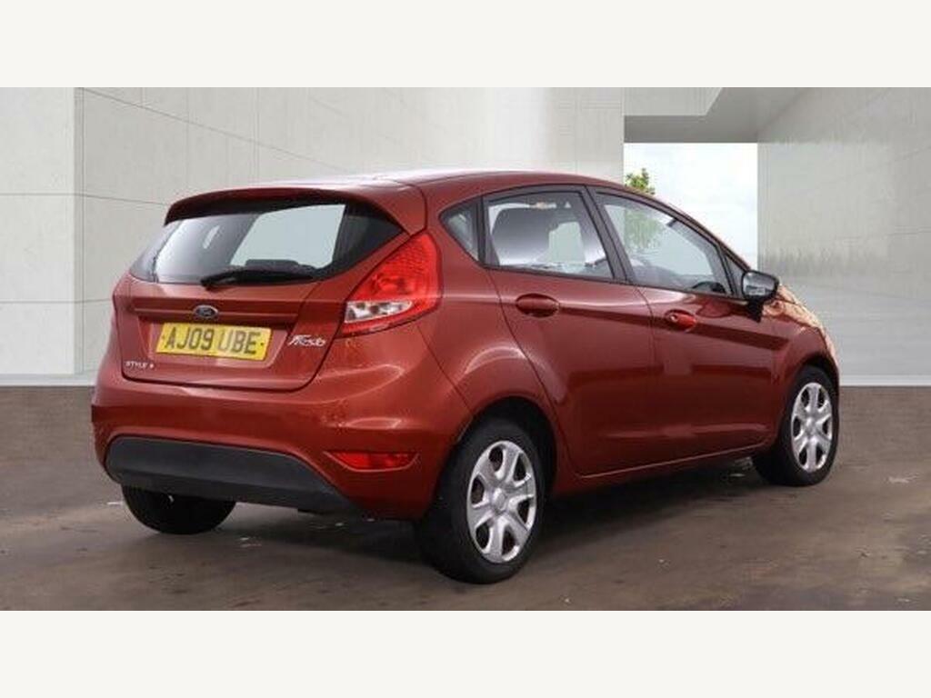 Ford Fiesta 1.25 Style Black #4