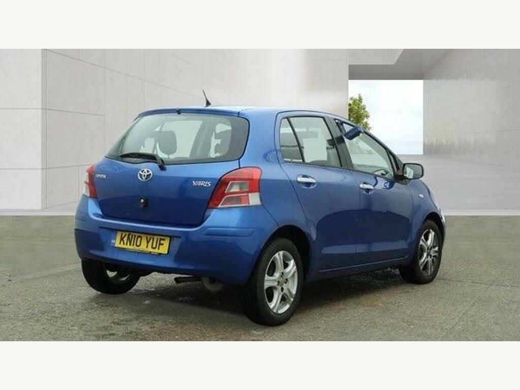 Toyota Yaris Hatchback  #4