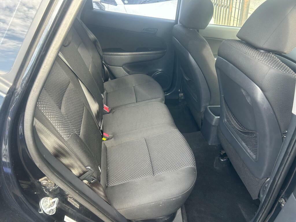 Hyundai I30 1.6 Comfort Red #11