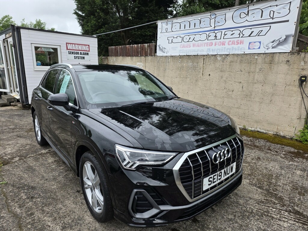 Audi Q3 1.5 Tfsi Cod 35 S Line 2019 Black #2