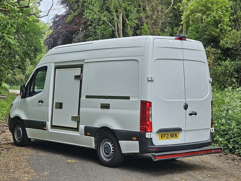 Mercedes-Benz Sprinter 2.1 314 Cdi Progressive Panel Van Manua KP21MKN White #2