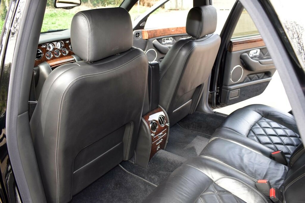 Bentley Arnage T Sports Combination Level 2 #23