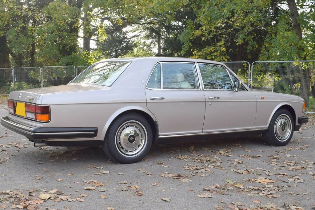 Rolls-Royce Silver Spirit --  #26