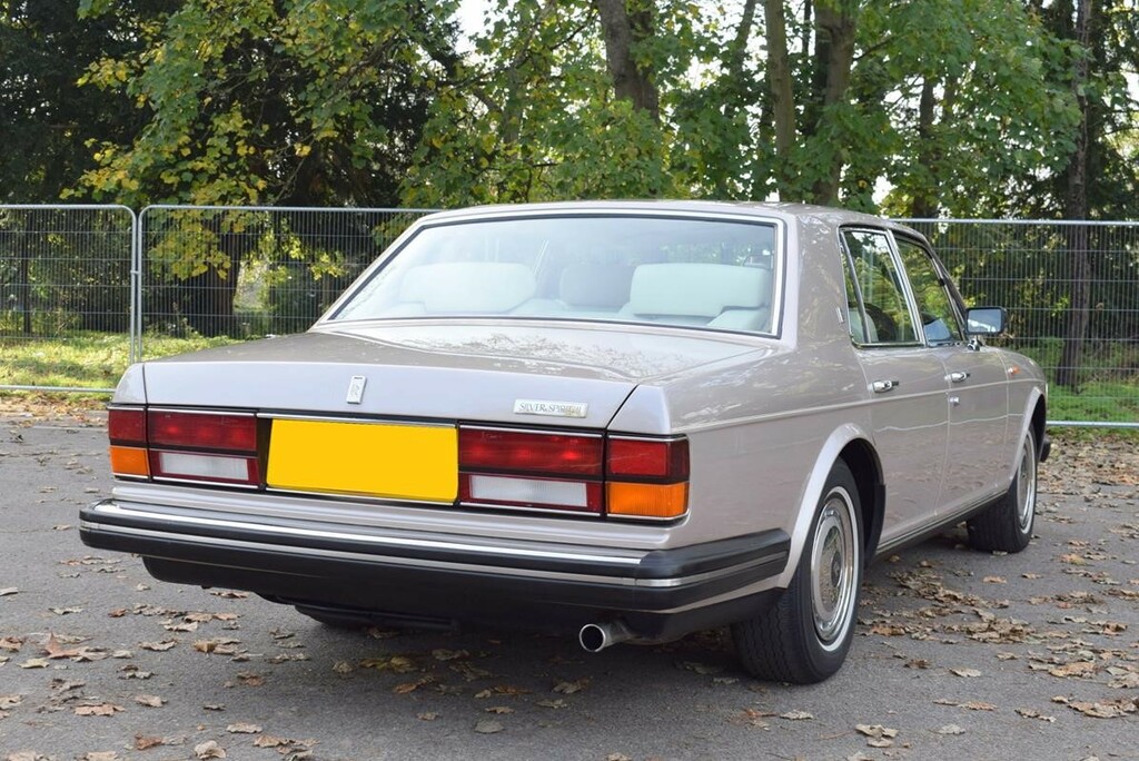 Rolls-Royce Silver Spirit --  #28