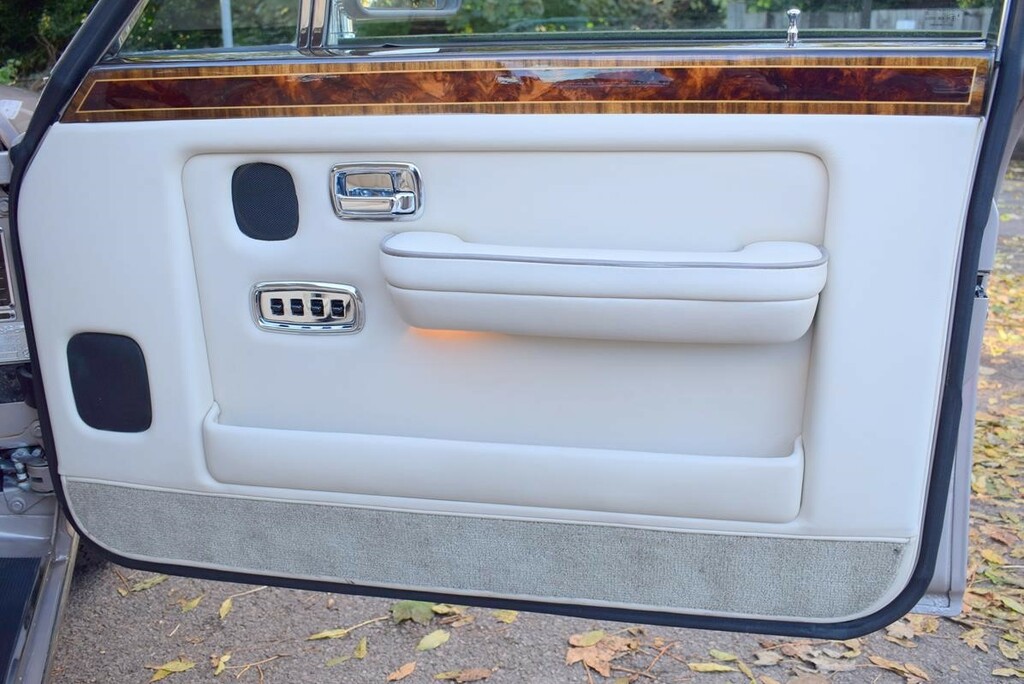 Rolls-Royce Silver Spirit --  #7