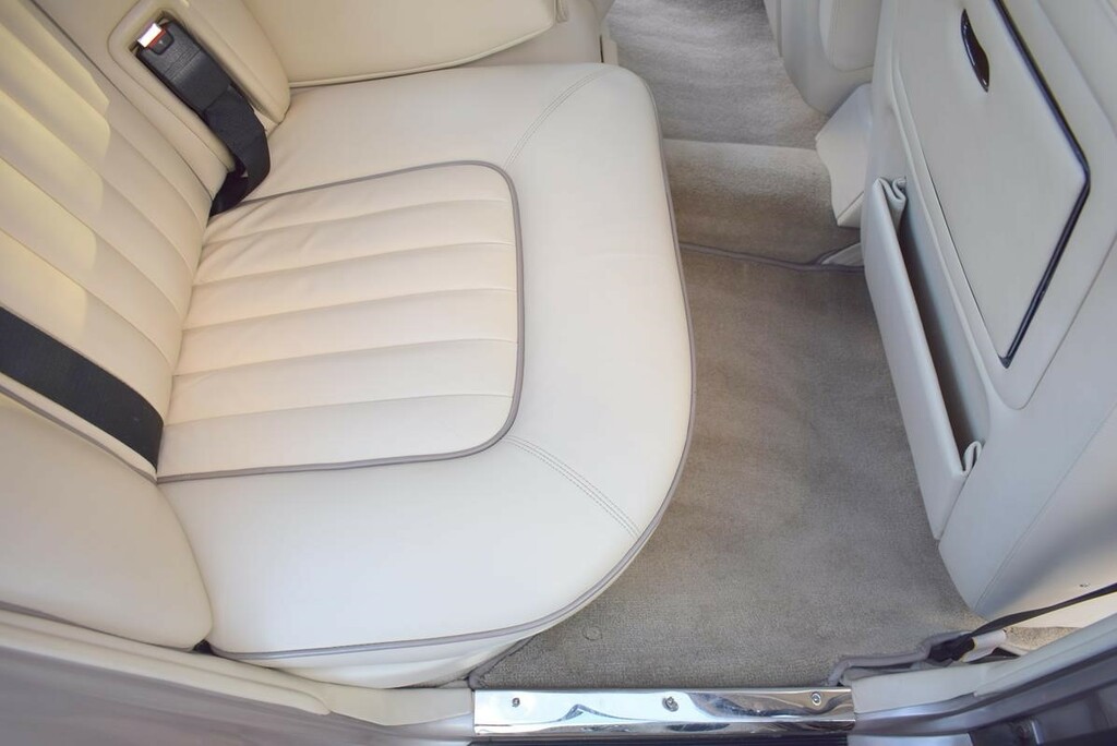 Rolls-Royce Silver Spirit --  #21