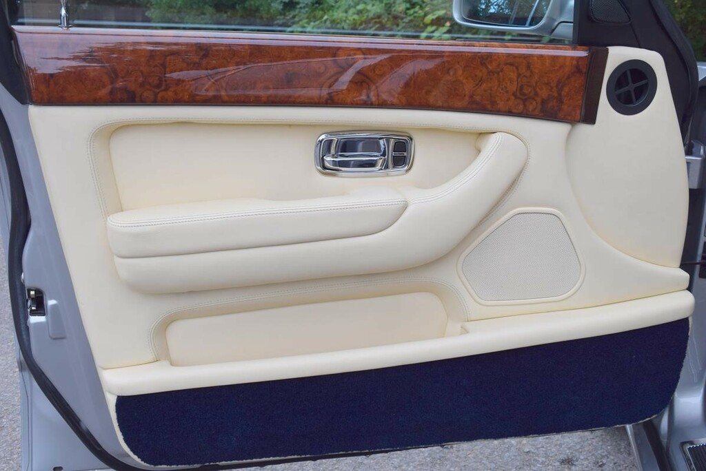 Bentley Arnage Red Label  #14