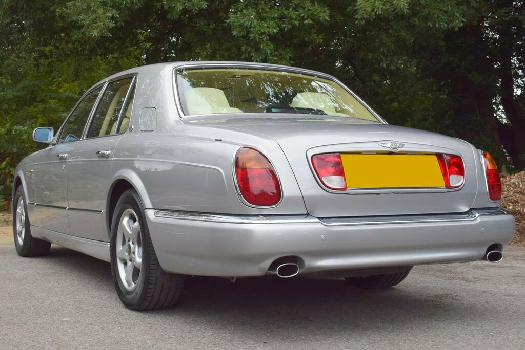 Bentley Arnage Red Label  #28