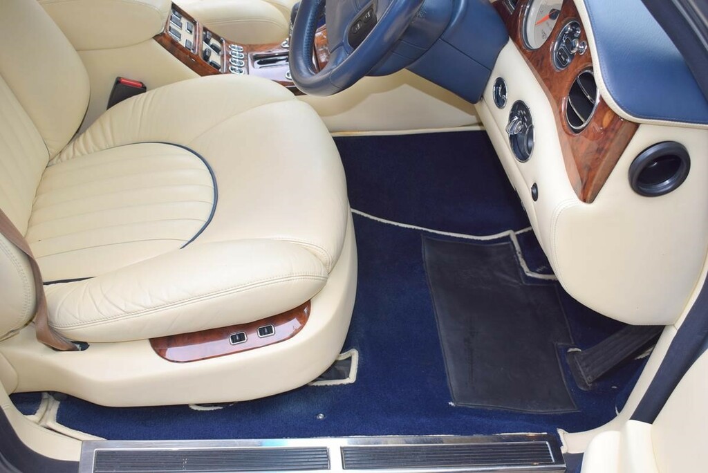 Bentley Arnage Red Label  #10