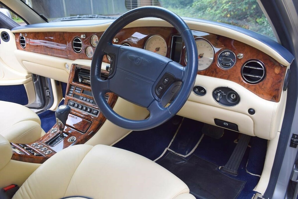 Bentley Arnage Red Label  #11