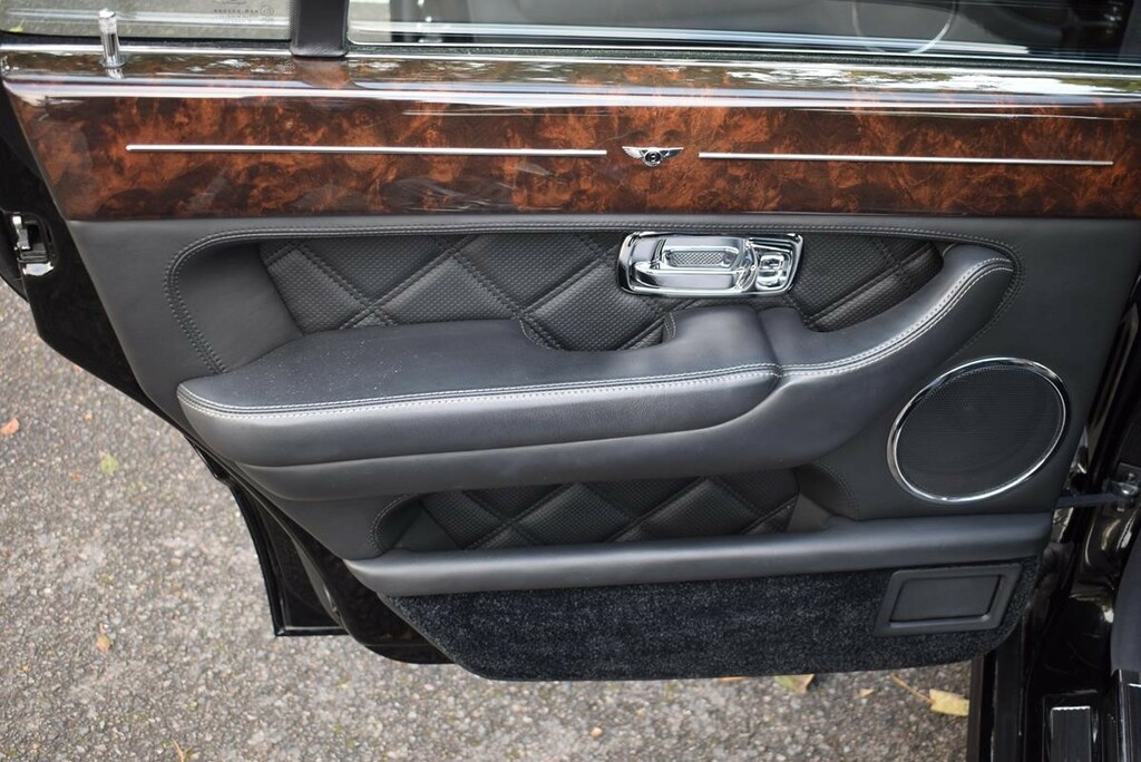 Bentley Arnage Arnage Final Series Black #27