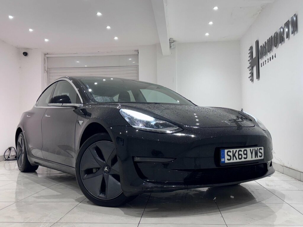 Tesla Model 3 Dual Motor Performance 4Wde Performanc Black