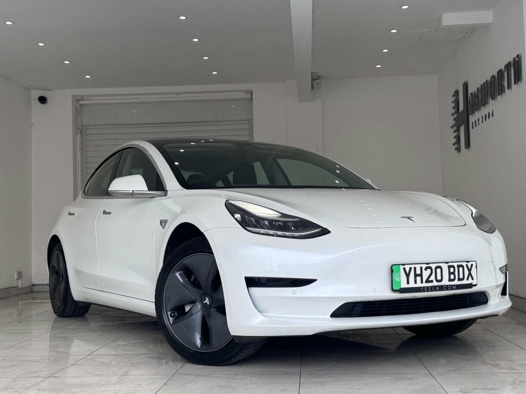 Tesla Model 3 Standard Range Plus Rwd White