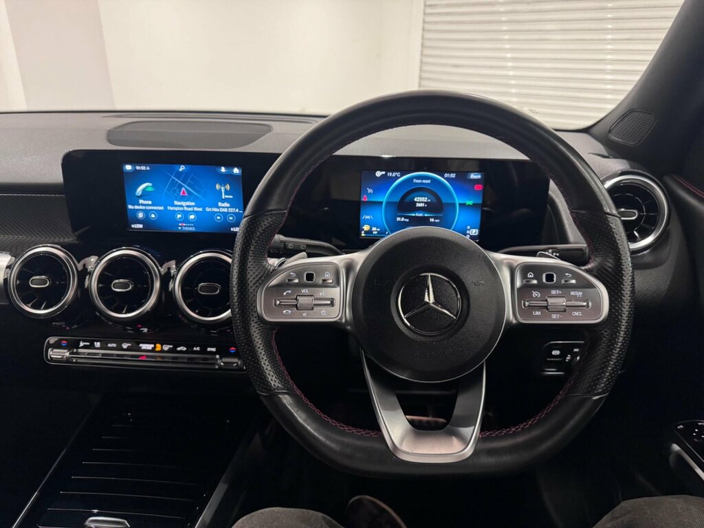 Mercedes-Benz GLB Class 200 Amg Line Executive White #15