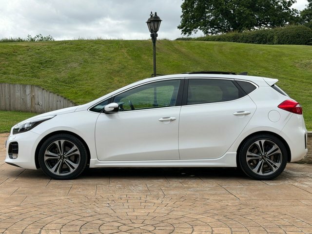 Kia Ceed 2018 1.6 Crdi Gt-line S Hatchback Dct E White #4