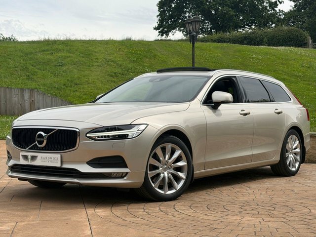 Volvo V90 2017 2.0 D5 Powerpulse Momentum Estate Gold #2