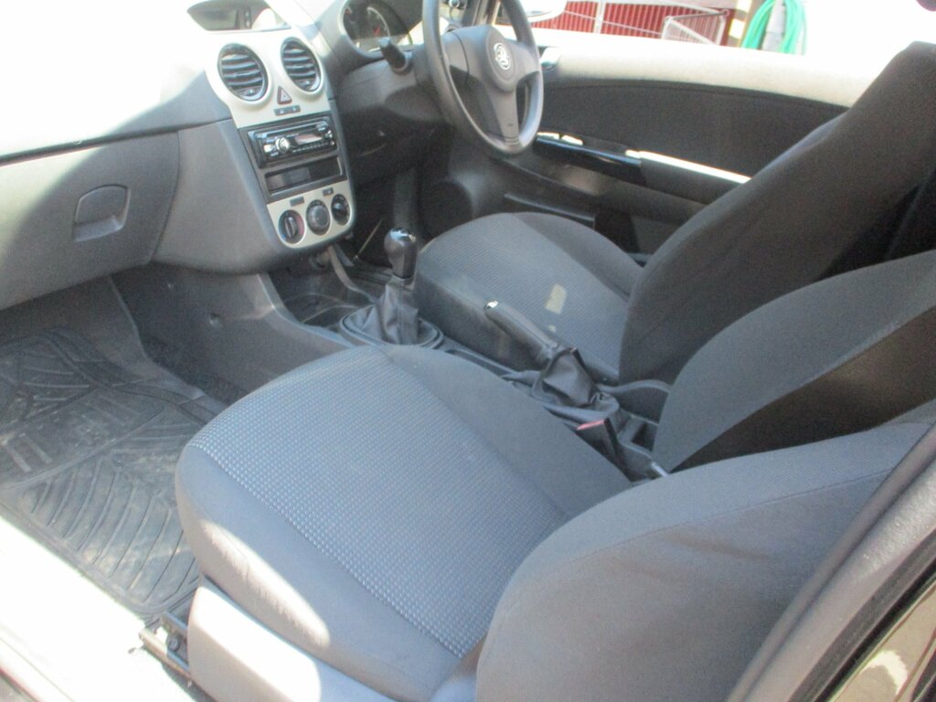 Vauxhall Corsa 1.4I 16V Club Silver #7