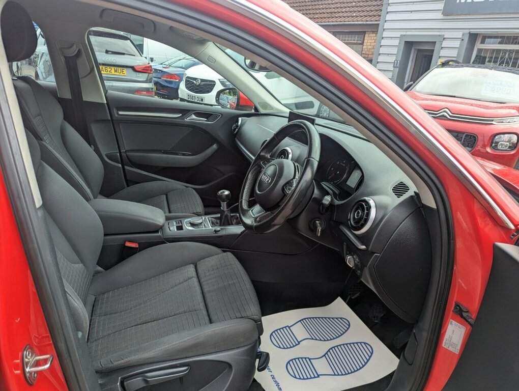 Audi A3 1.6L Sport FX15XNO Red #4