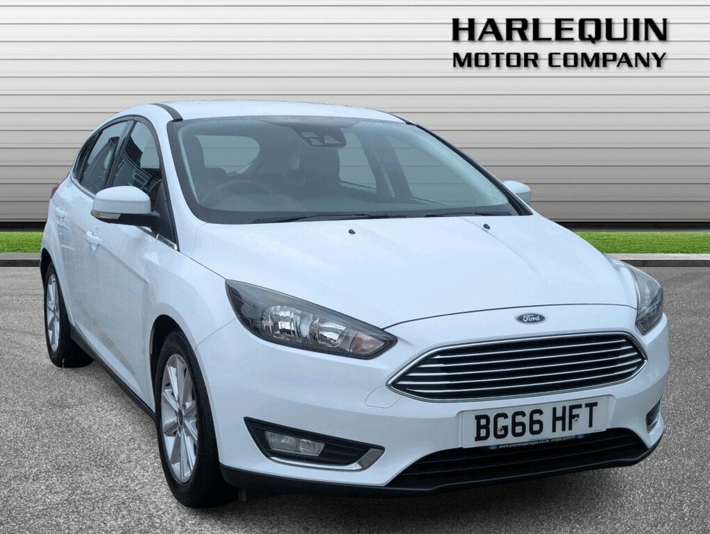 Ford Focus 1L Titanium White