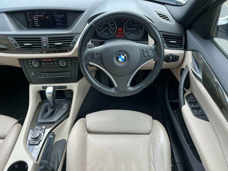 BMW X1 White #9