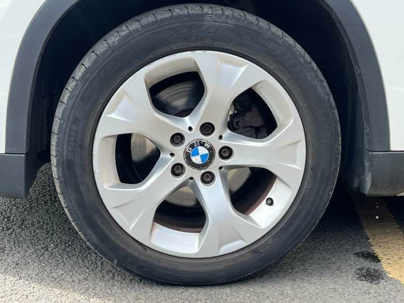 BMW X1 White #12