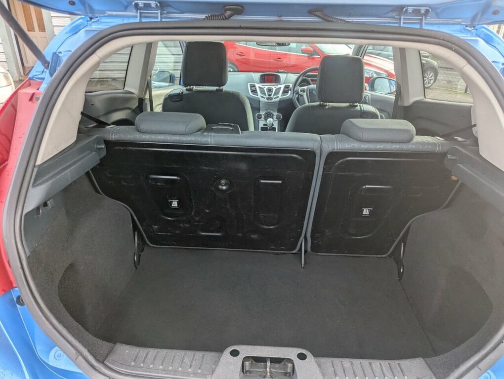 Ford Fiesta 1.2 Zetec Black #10